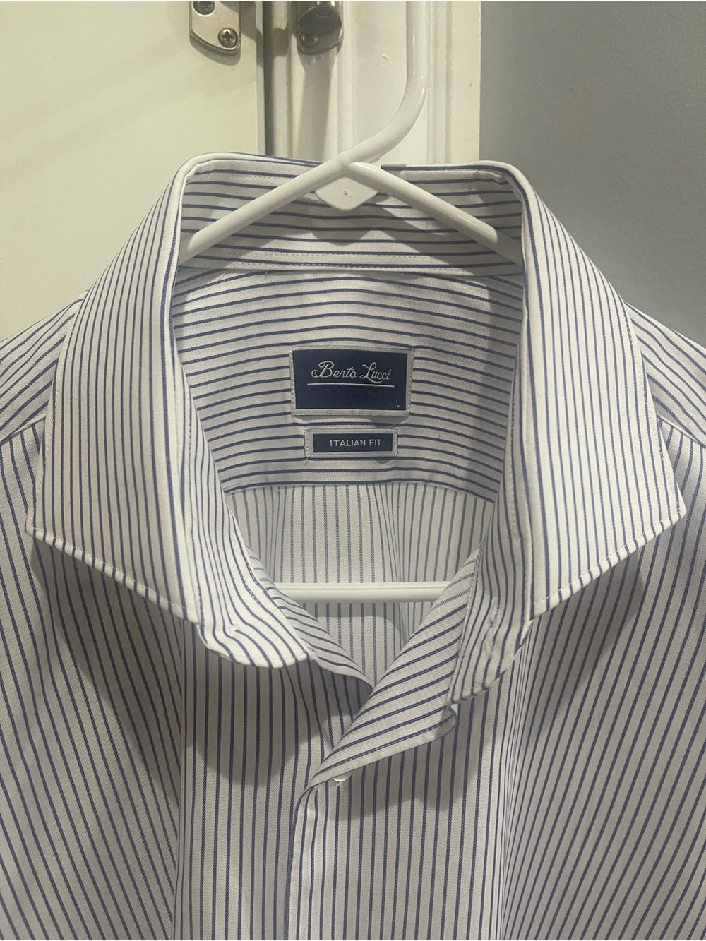 Berto Lucci Italian Men's White Shirt with Navy Pinstripes - Italian Fit Sz L